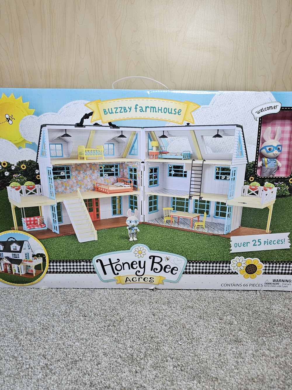 Honey Bee Farmhouse Playset - Blue and White